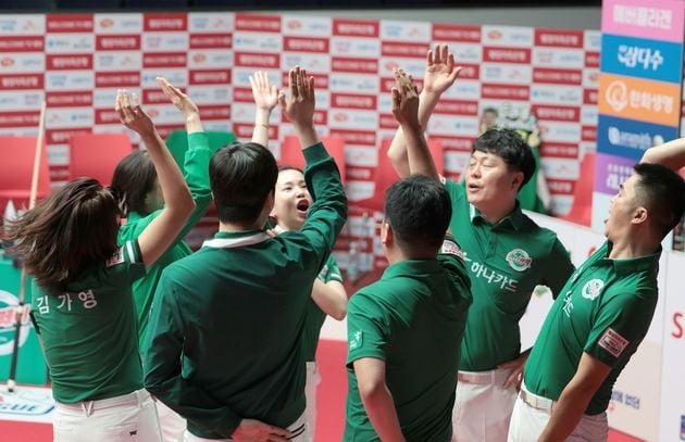 “4-0 완승 질주”…하나카드, 초클루 결장에도 하림 꺾고 8연승 / 연합뉴스