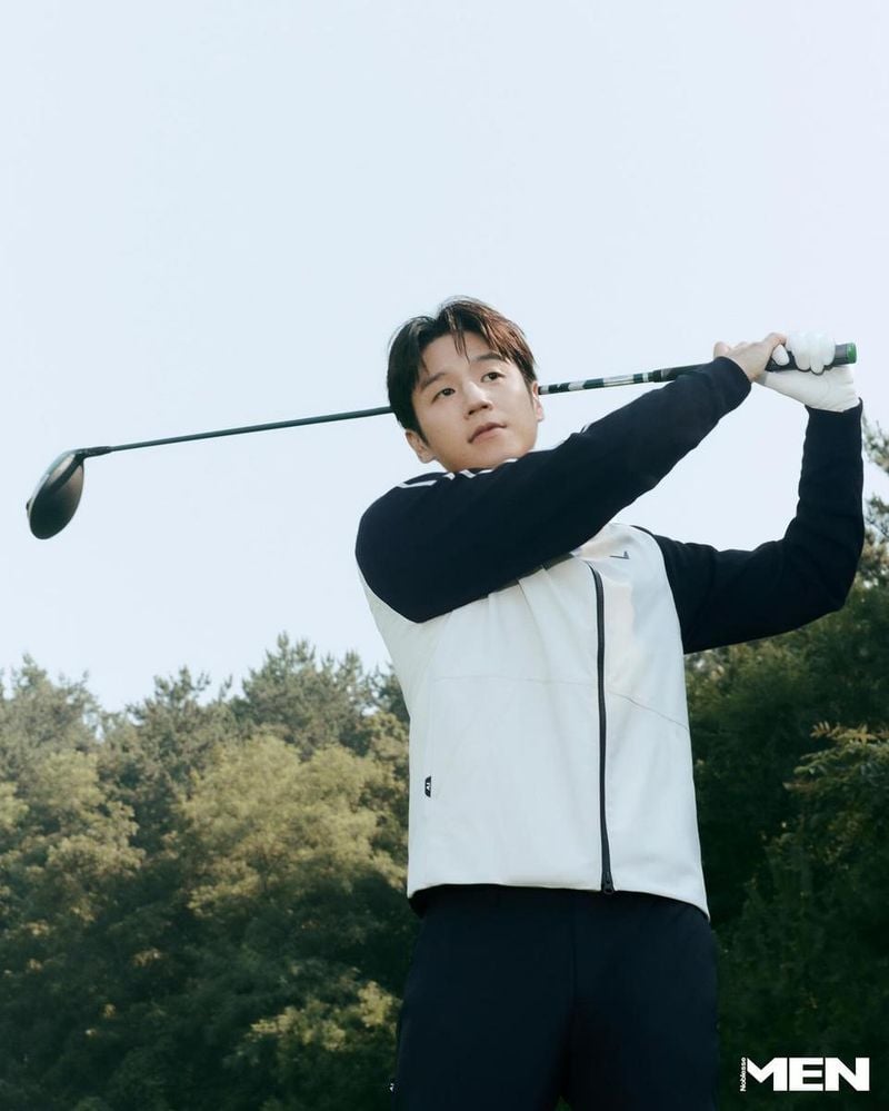 “맑은 여름 하늘 아래 집중”…정준원, 골프 스윙→고요한 여운 / 배우 정준원 인스타그램