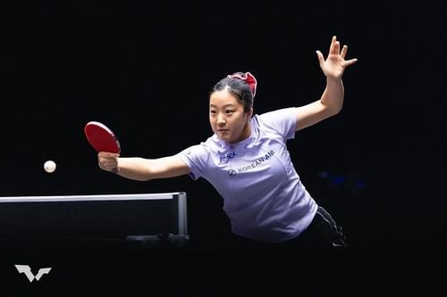 “3-0 완승”…신유빈, 유럽스매시 1회전 통과 32강 진출 / 연합뉴스