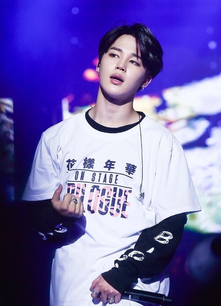 “BTS 지민, ‘MUSE’로 한국어 앨범 신화 새로 썼다”→스포티파이 32억 돌파