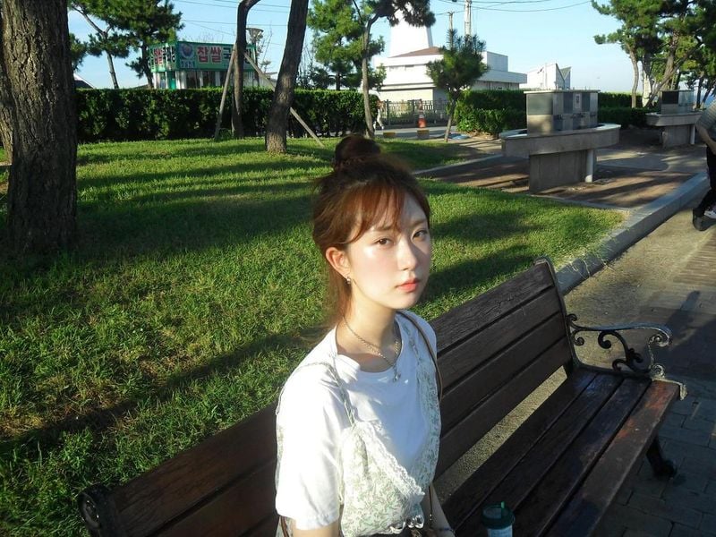 “휴가 끝”…전유진, 늦여름 해변 산책→쓸쓸한 여운 / 가수 전유진 인스타그램