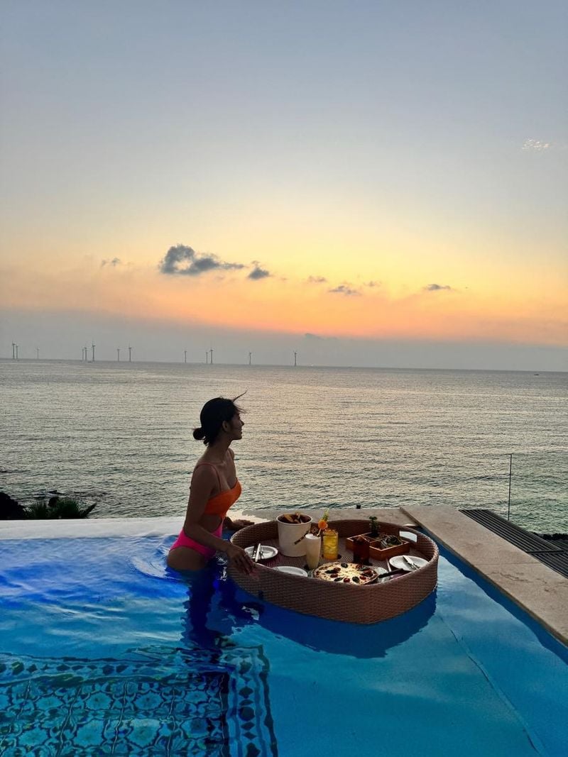 “노을에 스며든 평온한 순간”…한그루, 제주 석양 아래→여름의 휴식 / 배우 한그루 인스타그램