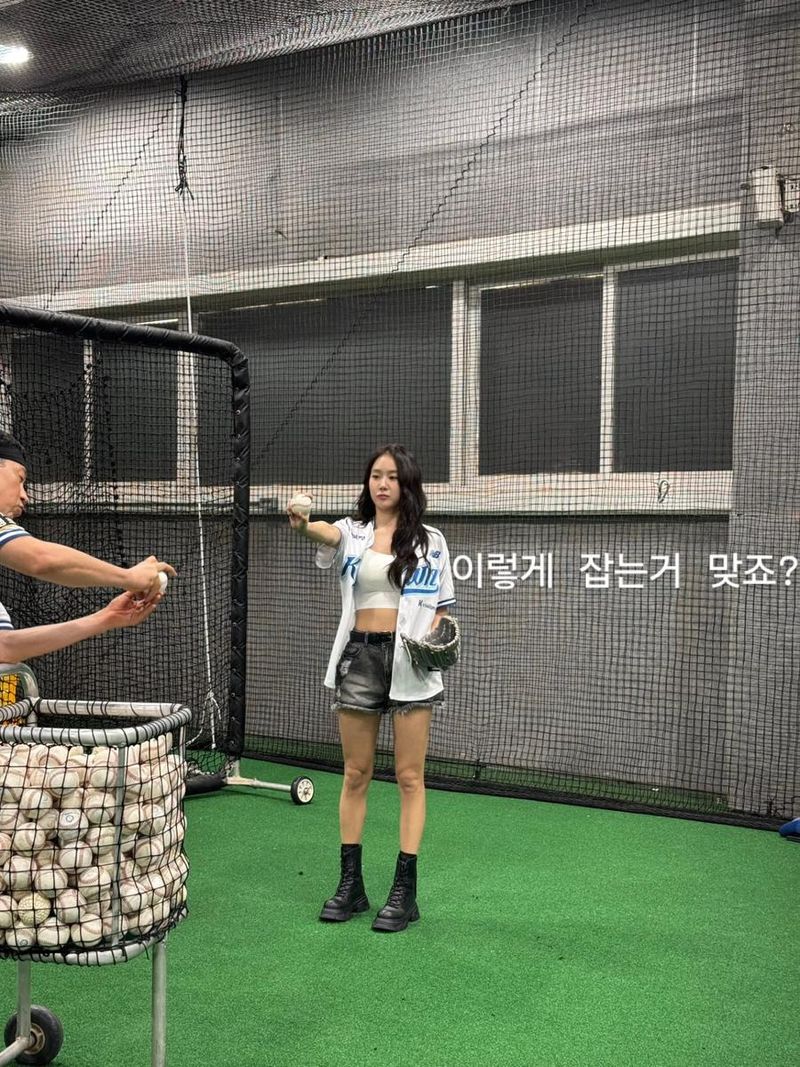 “연습은 두려움마저 녹인다”…소유, 야구장 필드 위→진지한 몰입 / 걸그룹 씨스타 소유 인스타그램