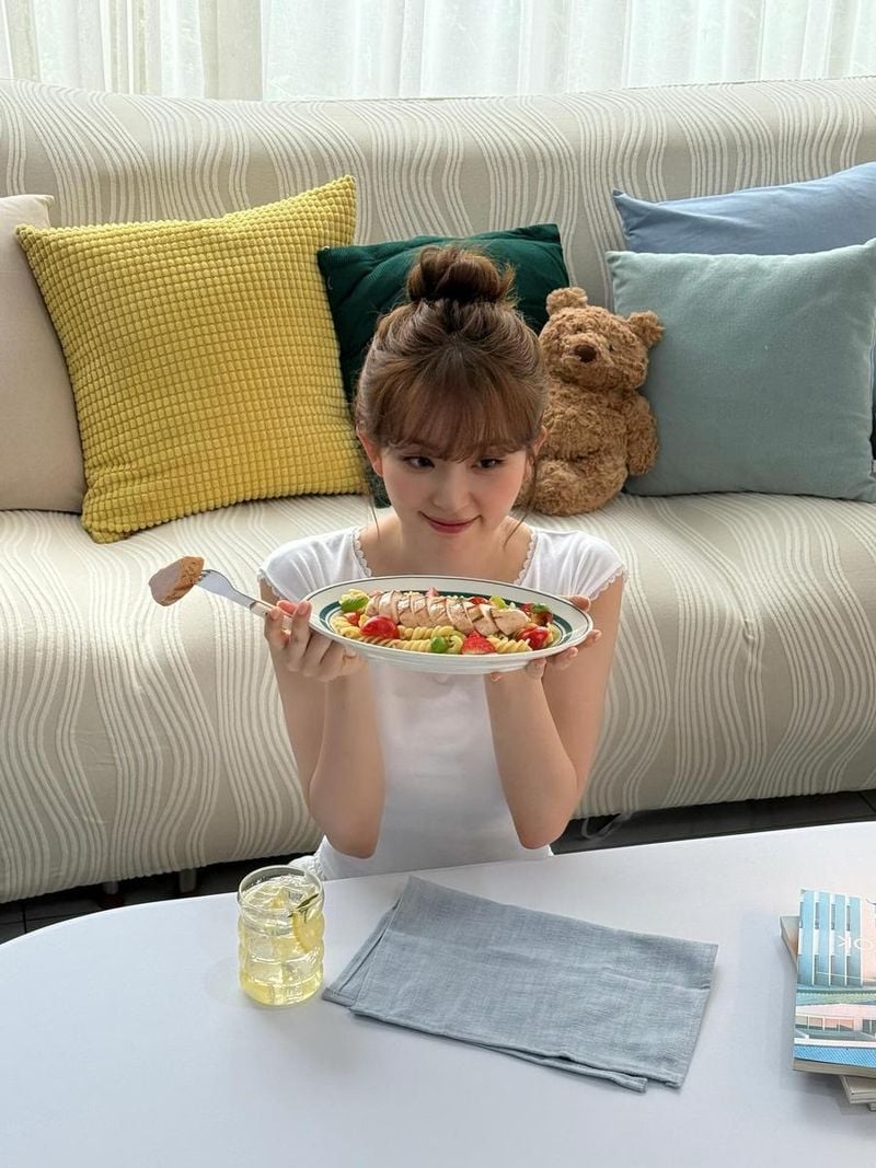 “맛있게 관리를 해보아요”…강슬기, 맑은 미소→여름 홈카페 무드 / 걸그룹 레드벨벳 강슬기 인스타그램