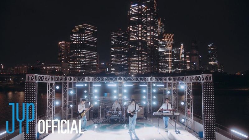 “데뷔 10주년 감각”…DAY6, ‘The DECADE’ 트랙 프리뷰→새 앨범 기대감 고조 / JYP엔터테인먼트