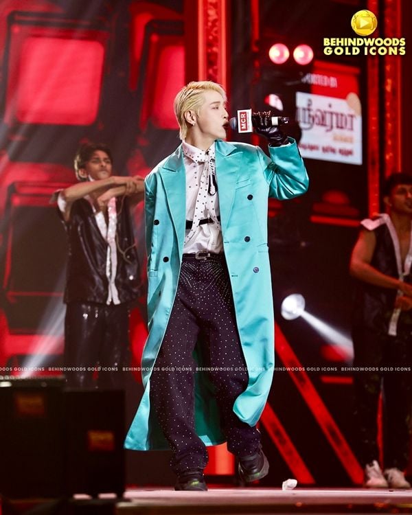 “K-POP 새 길을 열다”…아우라, ‘비하인드우즈 골드 아이콘스’ 최초 수상→인도 팬 열광 / 주식회사일공이팔,HBC HOUSE,vectormob