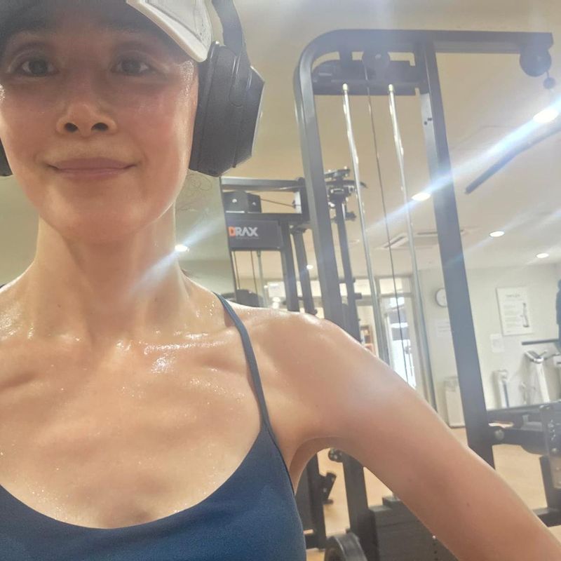 “딱 한 시간만이라도”…문정희, 땀 맺힌 순간→여름의 의지 폭발 / 배우 문정희 인스타그램