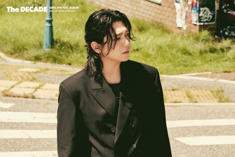 “모던 카리스마의 정점”…DAY6 성진, ‘The DECADE’ 티저로 10주년 아우라 발산→정규 4집 기대 고조 / JYP엔터테인먼트