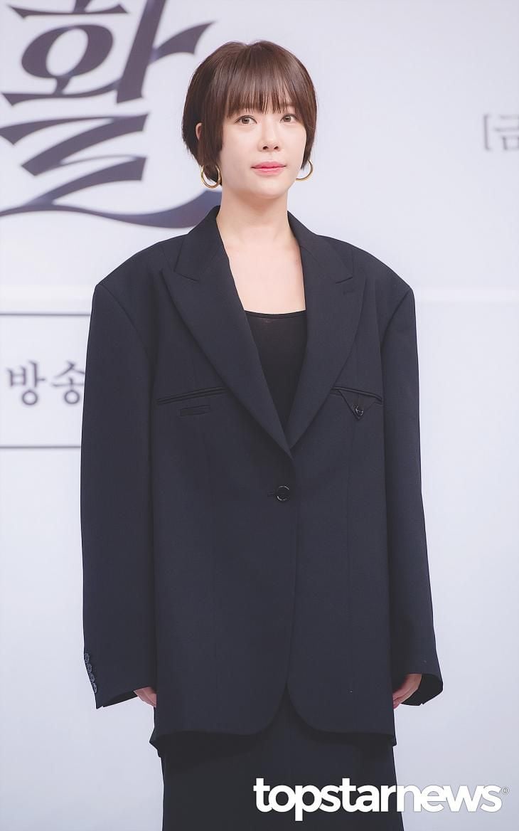 황정음 / 톱스타뉴스 HD포토뱅크