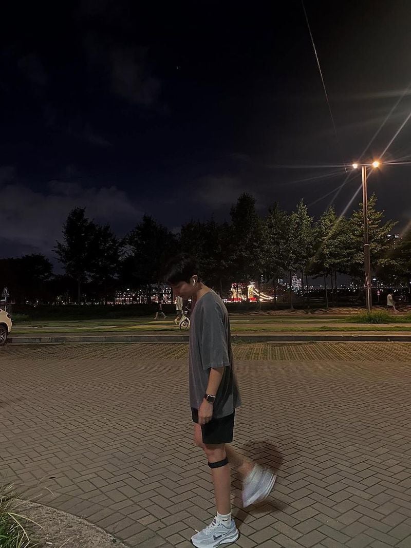 “날씨가 선선해지니 러닝”…김미랑, 밤공기 속 나만의 질주→도시 감성 충만 / 너의 연애 출연자 김미랑 인스타그램