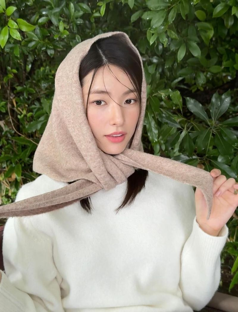 “날씨의 요정”…하영, 맑은 눈빛→고요한 청초미 / 배우 하영 인스타그램