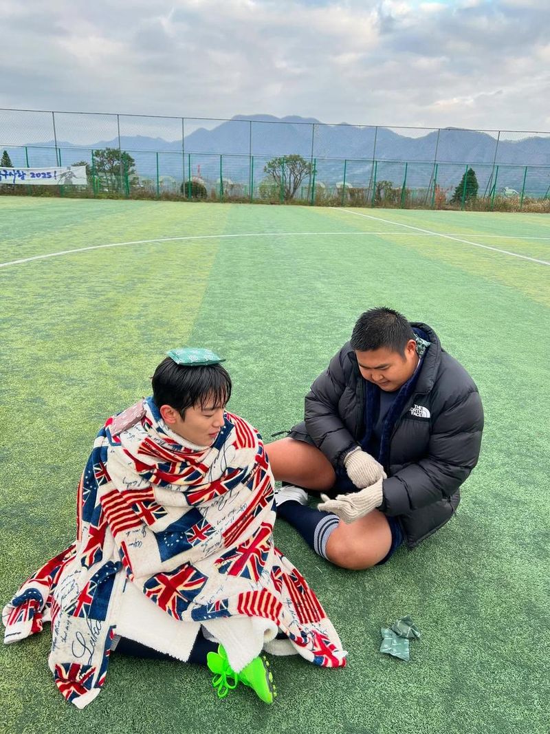 “좋다”…김요한, 청명한 경기장에서 포근함→변화 예감 / 위아이 김요한 인스타그램