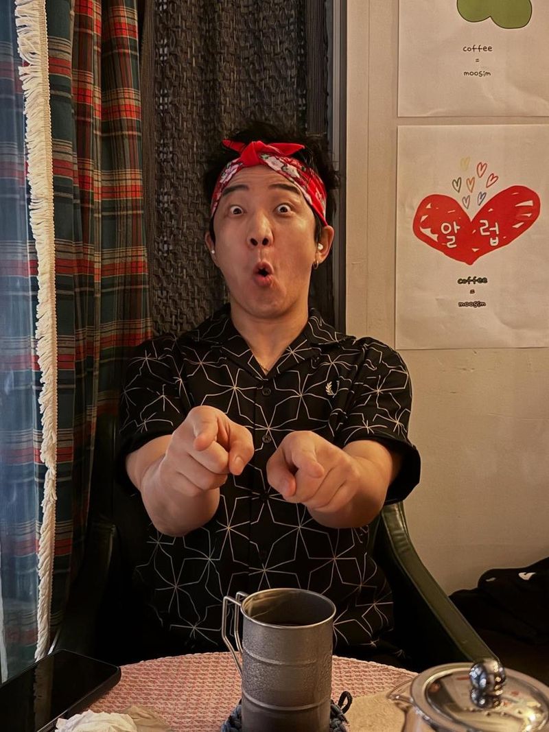 “공연을 기다리며”…한경록, 장난스런 표정→에너지 폭발 / 그룹 크라잉넛 한경록 인스타그램