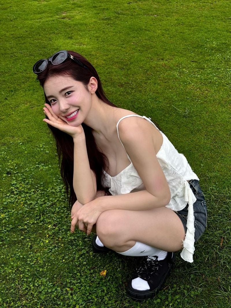 “홍콩과 낭만”…이다혜, 여름의 환희→푸르른 미소 / 치어리더 이다혜 인스타그램