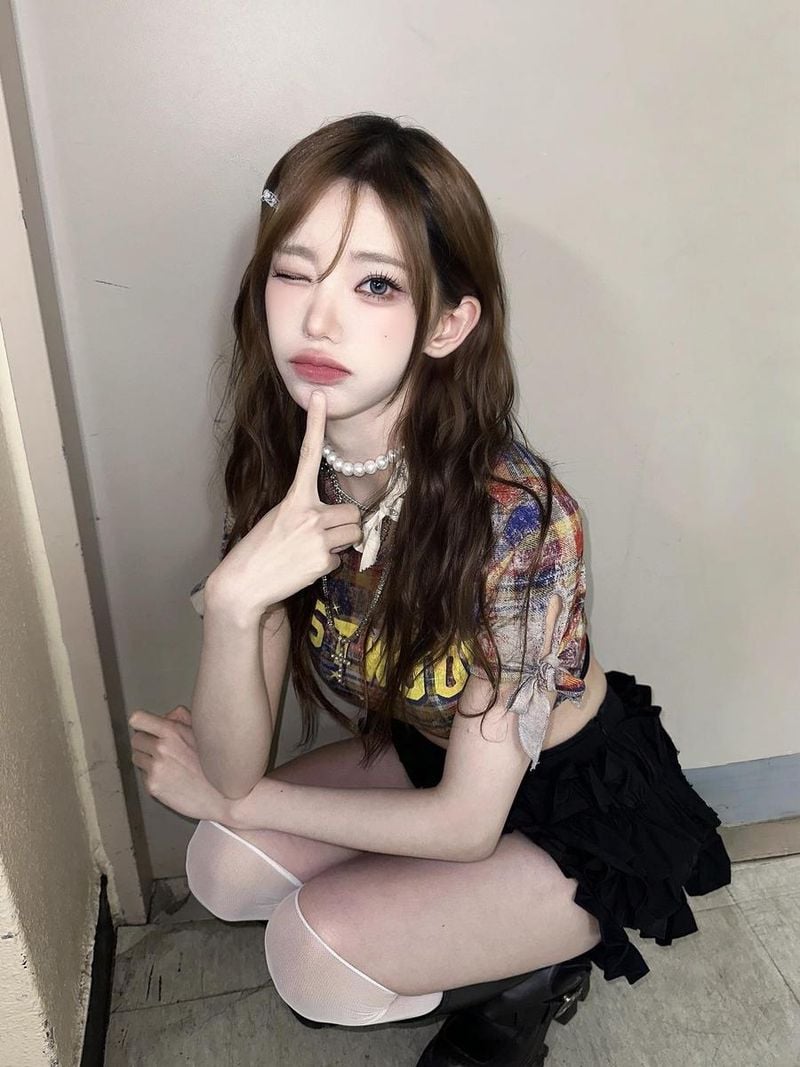 “멋진 상, 다시 만나고 싶어요”…마젠타, 설렘 가득한 무대 뒤→깜찍 윙크 인증 / 걸그룹 QWER 마젠타 인스타그램