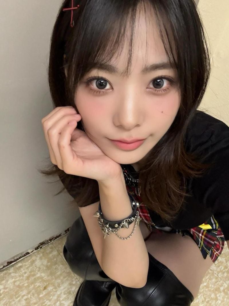 “정말 감사합니다”…시연, 영광과 설렘→트로피 품은 밤 / 걸그룹 QWER 시연 인스타그램