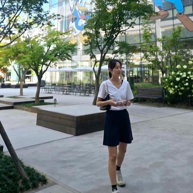 “익숙한 거리, 다른 표정”…유다인, 여름 오후→산책의 서정 / 배우 유다인 인스타그램