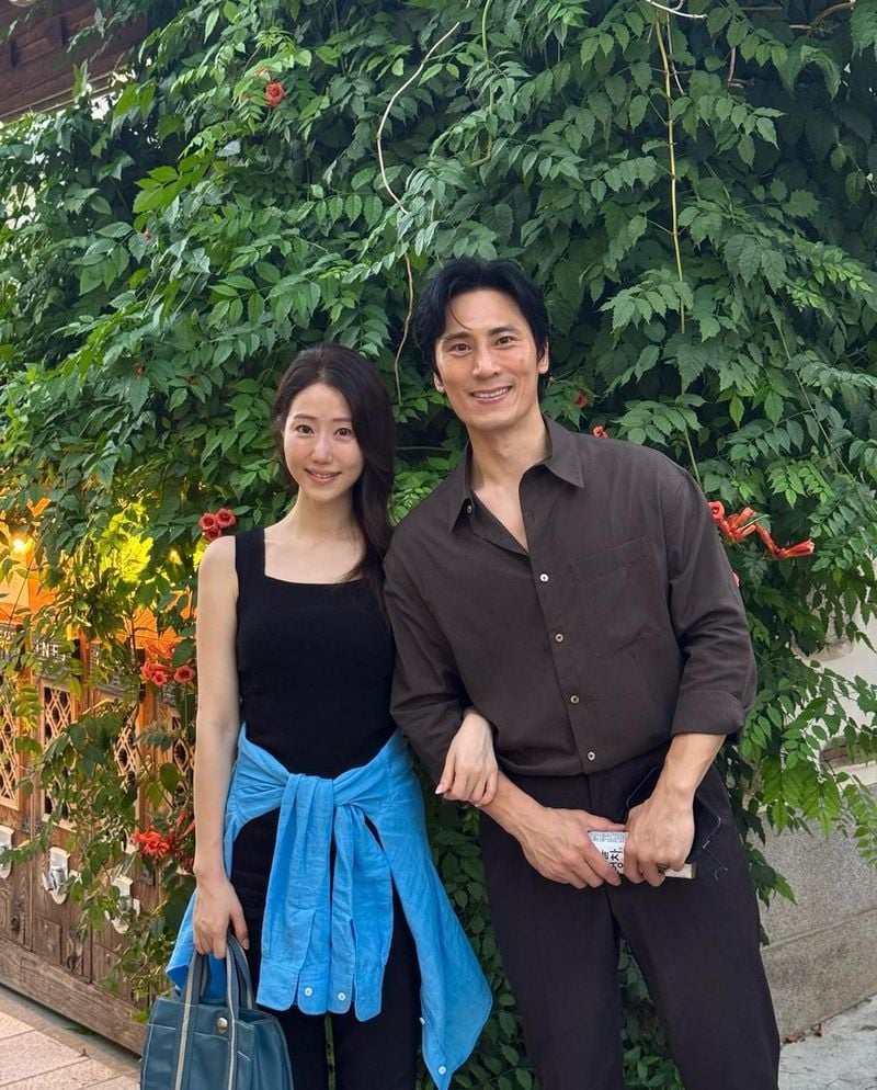 “간헐적 부부 싸움으로 버티기”…김재우, 초록빛 미소→여름날의 부부 케미 / 코미디언 김재우 인스타그램
