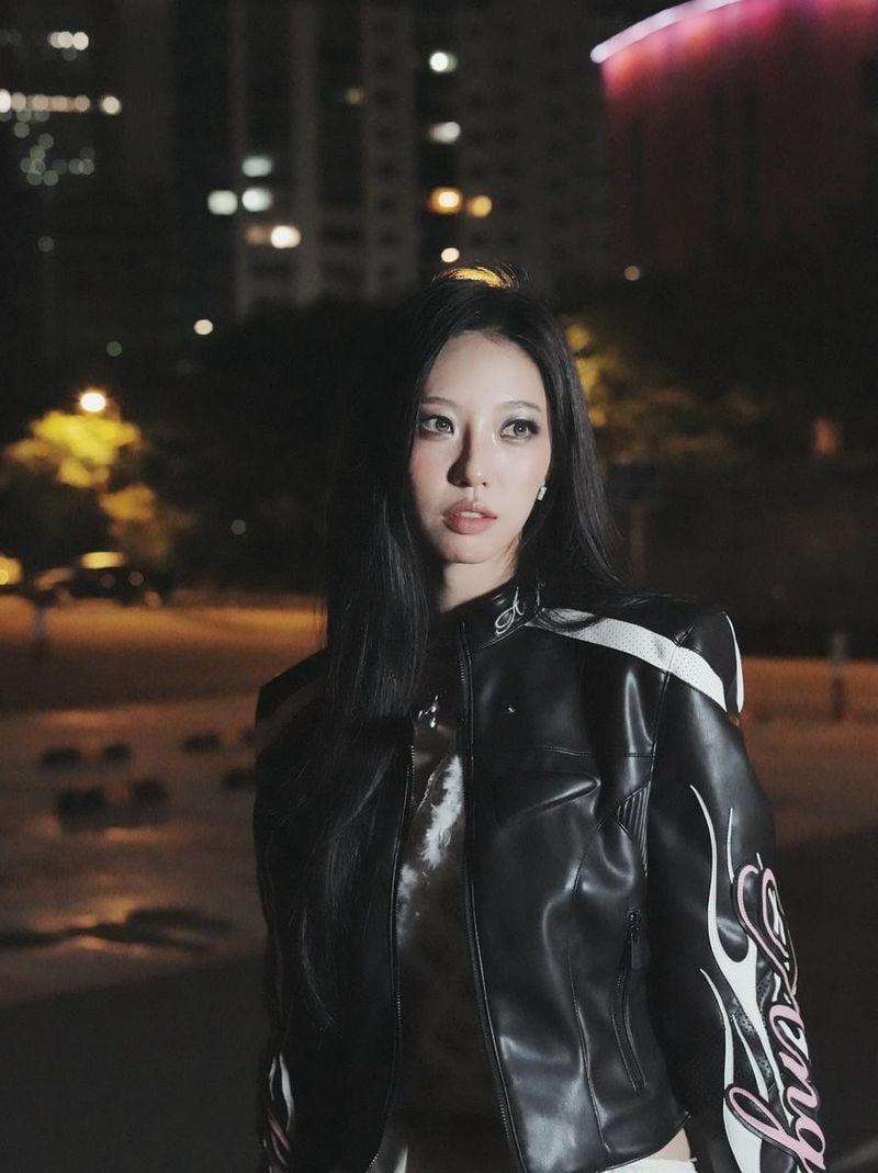 “다섯 글자 정답은”…송다혜, 밤의 유혹→강렬 시선 압도 / 환승연애3 출연자 가수 송다혜 인스타그램