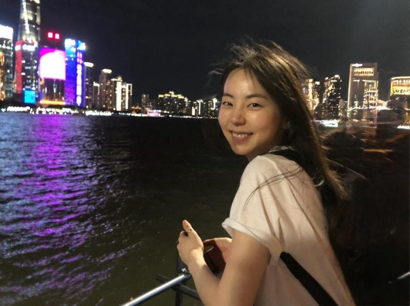 “상해를 거머쥔 여름밤”…안소희, 빛 속 미소→청량 자태 / 배우 안소희 인스타그램