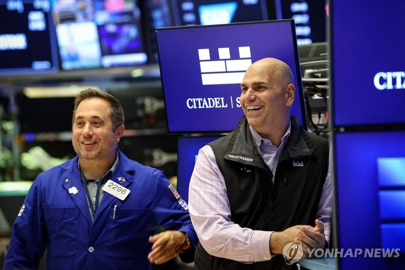 뉴욕증시, 금리인하 기대에 다우 1.89% 급등…S&P500·나스닥 동반 상승