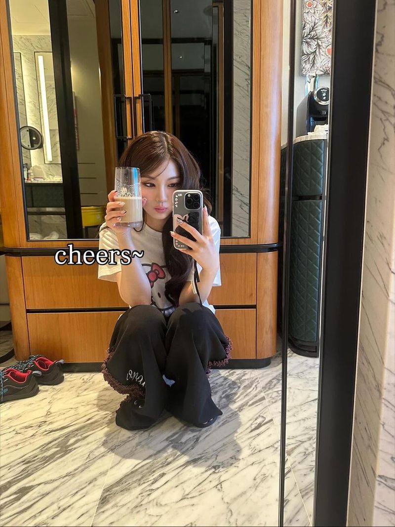 “Iced, no ice”…아이사, 여유 속 무심한 시선→고요한 휴식 / 스테이씨 아이사 인스타그램