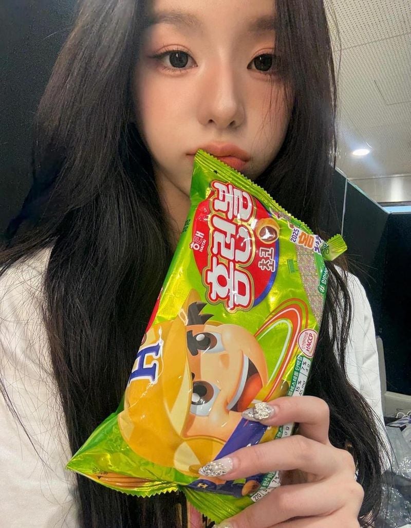 “홈런볼 조아”…이수담, 일상 속 귀여움→청량한 미소 / 걸그룹 시크릿넘버 이수담 인스타그램