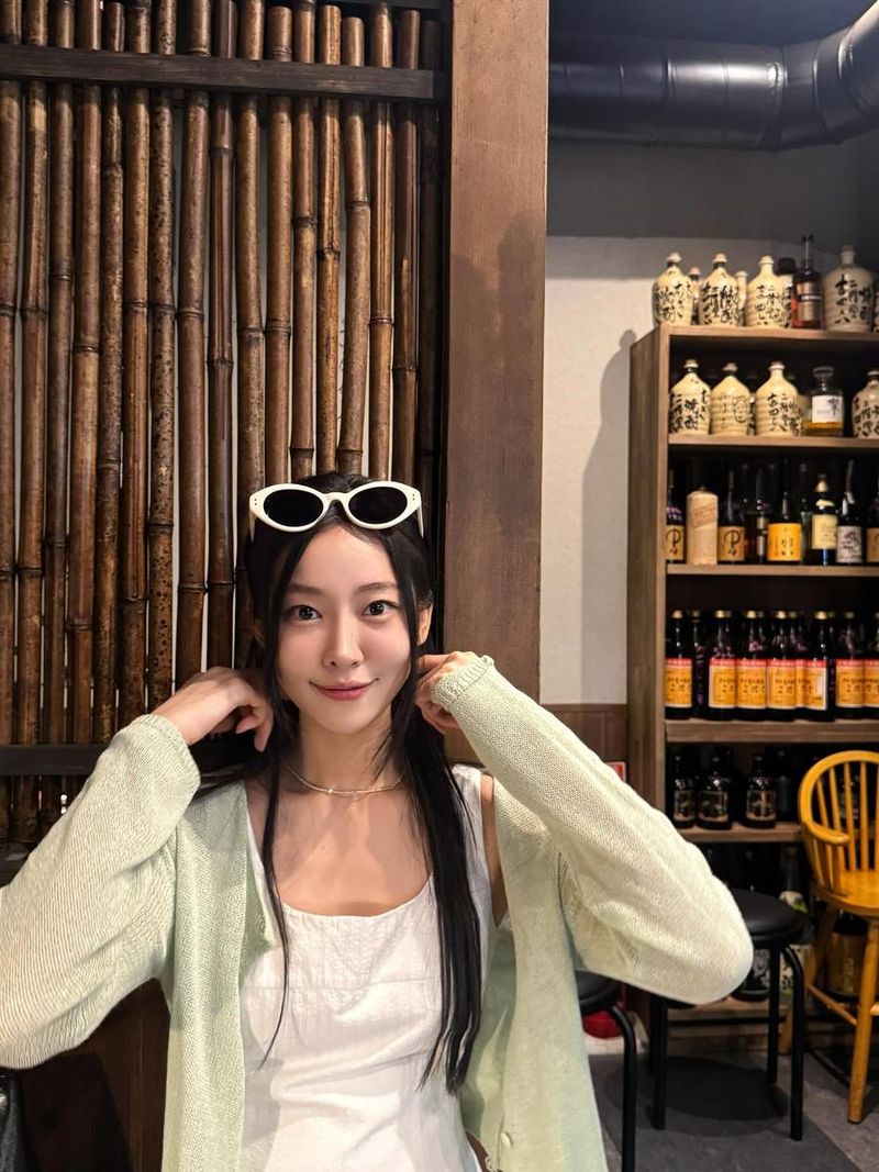 “여름의 결을 따라”…송지우, 청명한 미소→느긋한 오후 / 배우 송지우 인스타그램