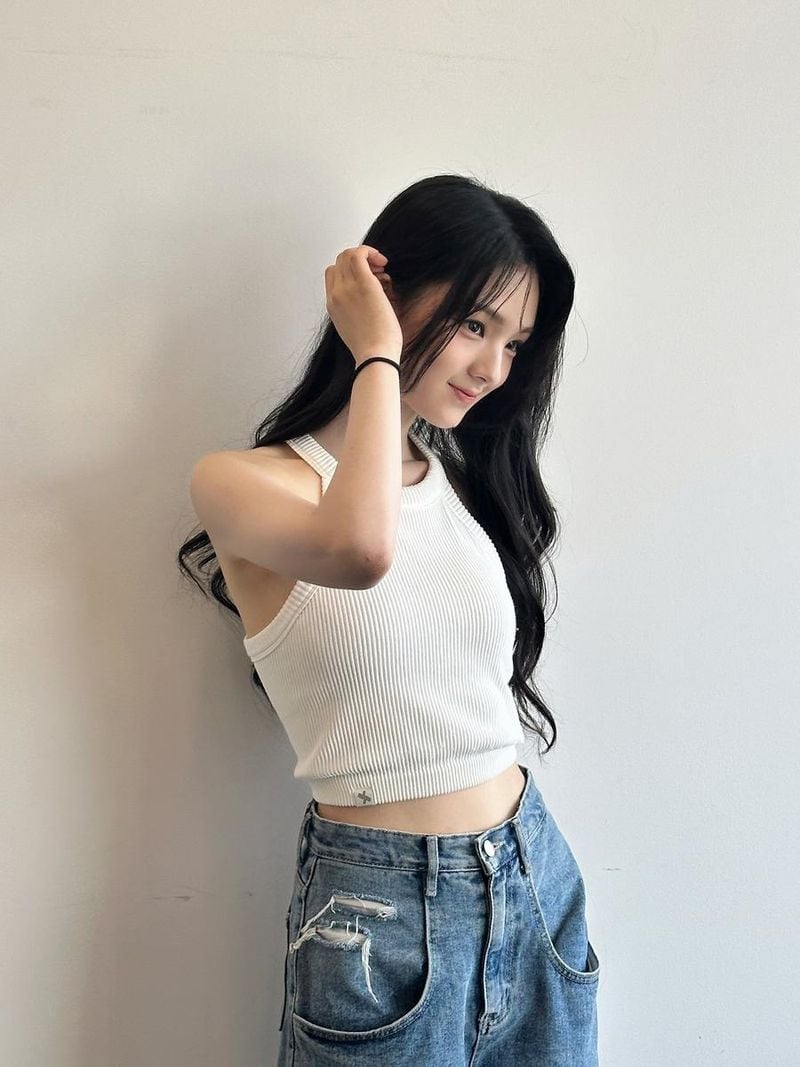 “어느 순간에 머물고 싶은지”…규빈, 맑은 오후→청순한 변화 압도 / 가수 규빈 인스타그램