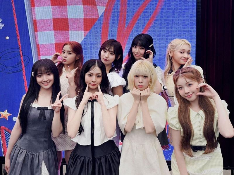 “유니스, 상하이서 팬심 통했다”…첫 팬미팅 현장→뜨거운 환호와 약속 / F&F엔터테인먼트