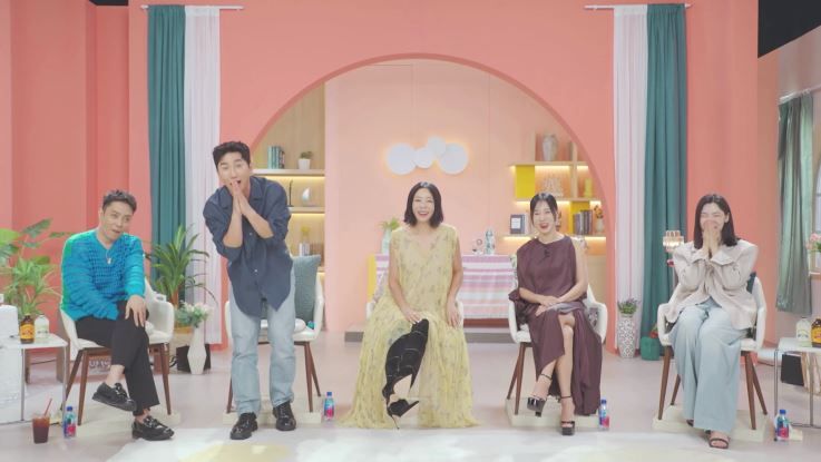 “전기가 흐른 순간”…이혜영·유세윤, ‘돌싱글즈7’ 박력 스킨십 장면에 환호→심야 사랑방 데이트 진짜 설렘 / MBN