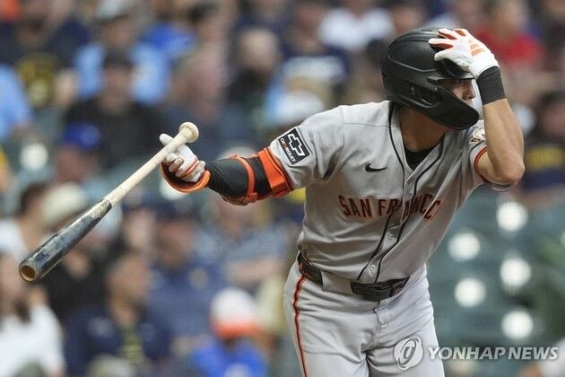 “MLB 다승 1위 페랄타 무너뜨린 중전 안타”…이정후, 샌프란시스코 선봉에서 활약 / 연합뉴스