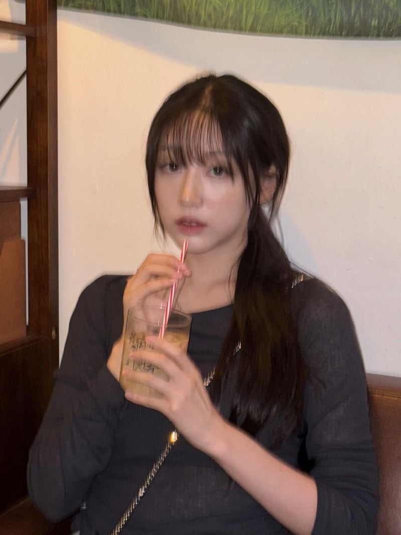“하이ㅣㅣㅣ헬롱ㅇㅇ”…정예인, 무더위 속 청량→고요한 여름 오후 / 걸그룹 러블리즈 정예인 인스타그램