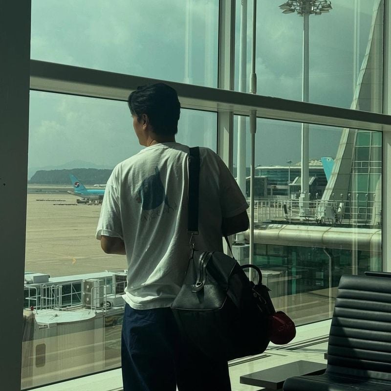 “내가 부족함이 없으리라”…신현준, 공항에서의 고요→진심 어린 다짐 / 배우 신현준 인스타그램
