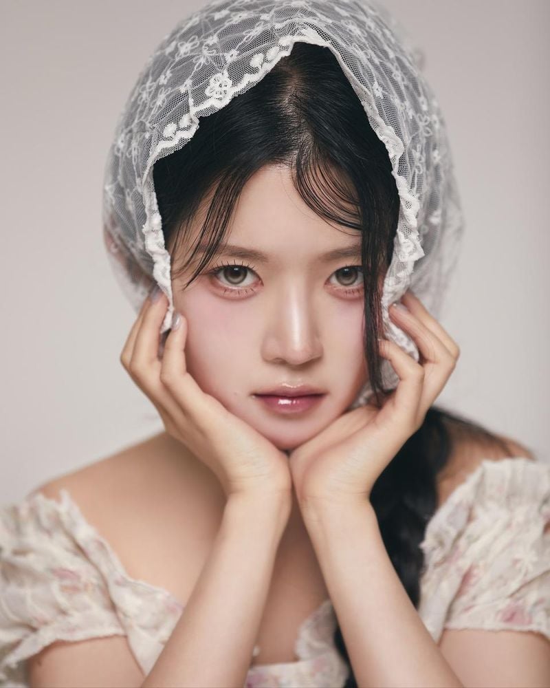 “청초함이 그대로 묻어났죠”…김하린, 맑은 눈빛→우아美 절정 / 데블스 플랜 데스룸 출연자 의사 김하린 인스타그램