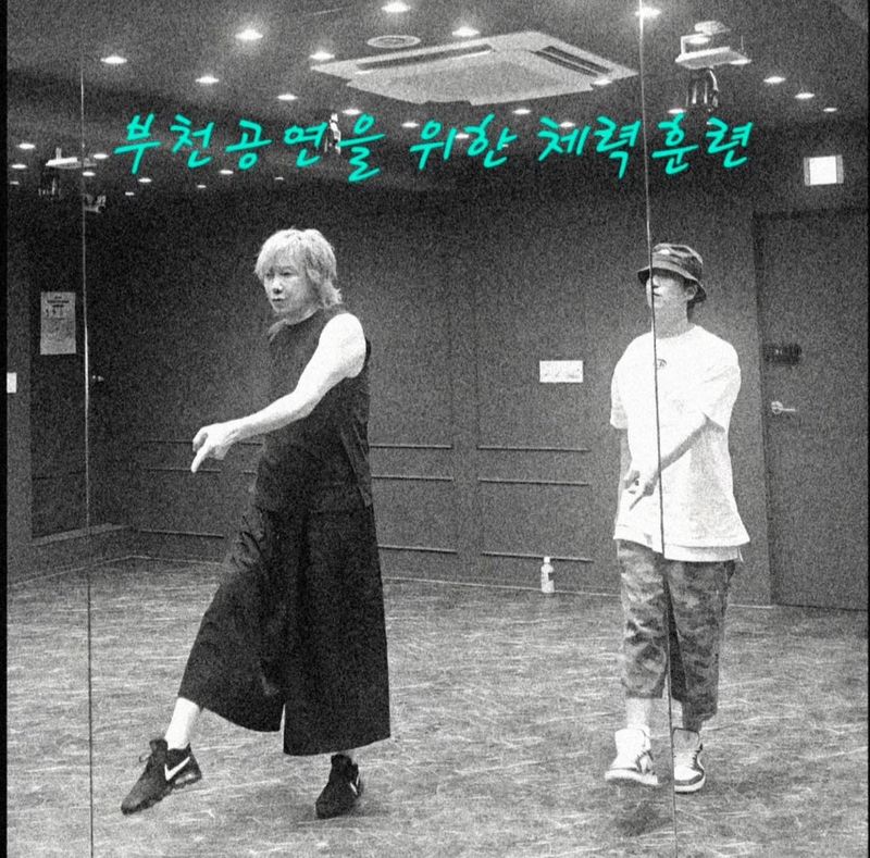 “이렇게 행복해도 되나”…김장훈, 공연 후 여운→거울 속 무대 열정 / 가수 김장훈 인스타그램