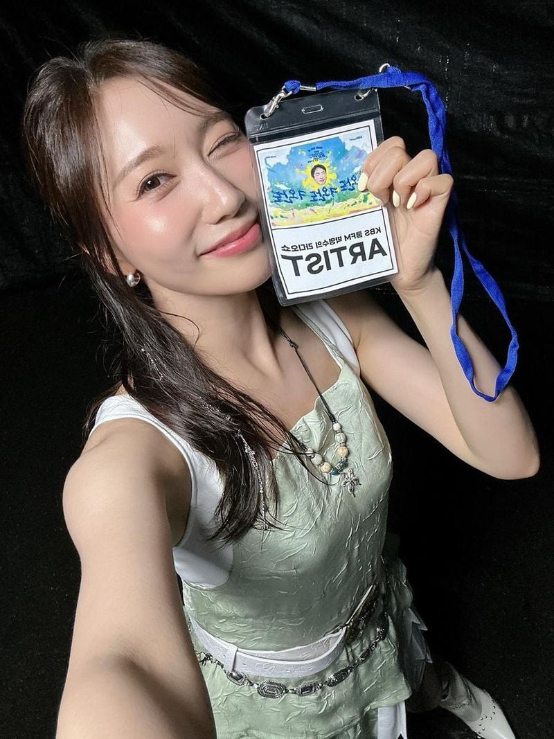 “비가와도 안내면 술래”…별사랑, 완도 감정폭발→청량 셀카 반전 / 가수 별사랑 인스타그램