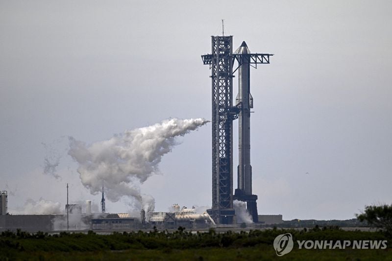 스페이스X ‘스타십’ 10번째 발사 17분 전 연기…지상시스템 점검 영향