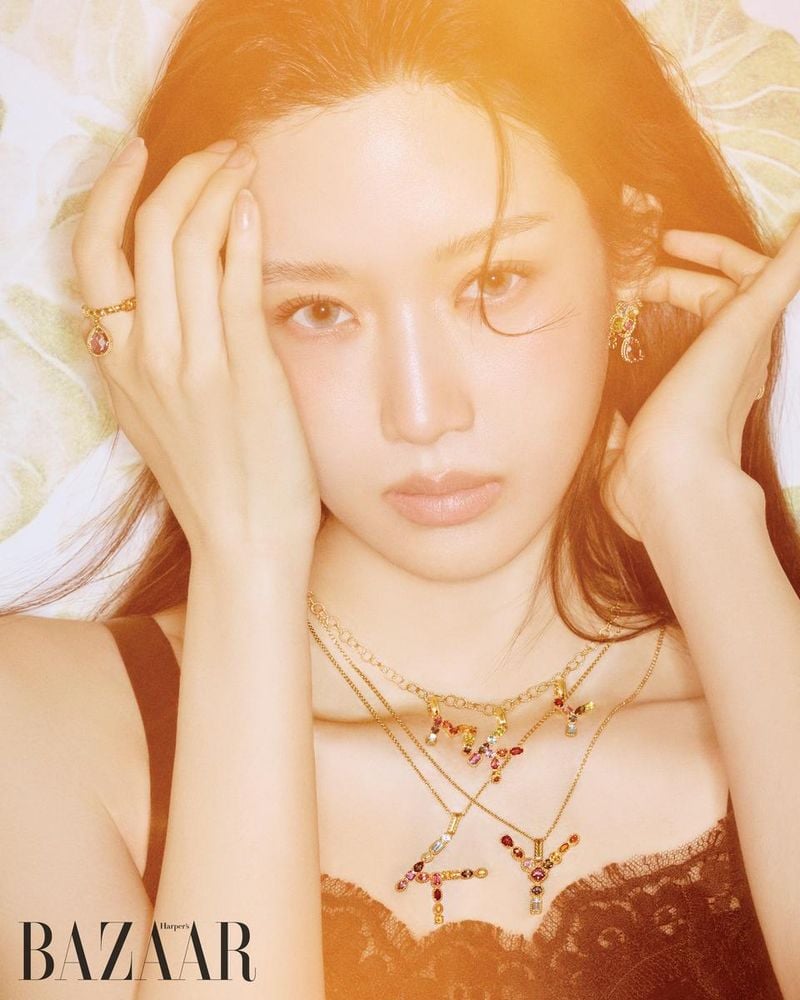 “주얼리보다 빛난 오라”…문가영, ‘하퍼스 바자’ 화보서 신비로운 변신→팬미팅 기대감 / Harper’sBAZAARKOREA
