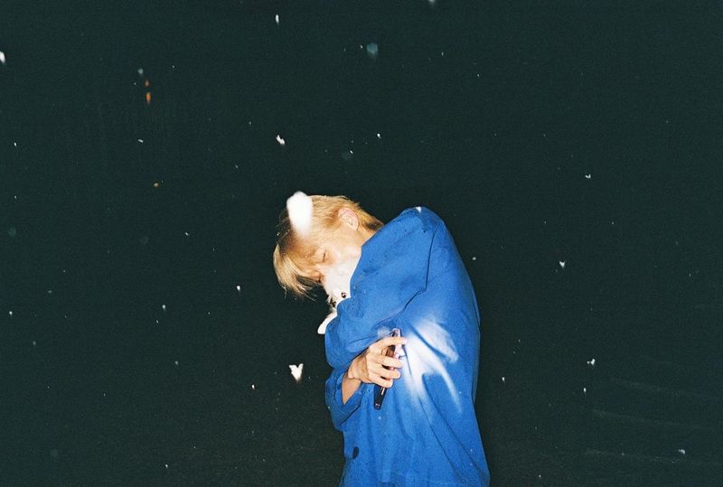 “어둠 속 빛에 기대었죠”…더보이즈 뉴, 고요한 밤→몽환적 존재감 / 그룹 더보이즈 뉴 인스타그램