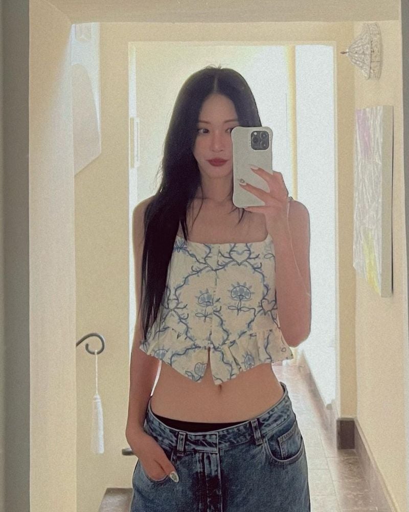 “여름 오후의 온기 머문 순간”…한예슬, 긴 머리와 청량 에너지→시선 압도 / 배우 한예슬 인스타그램