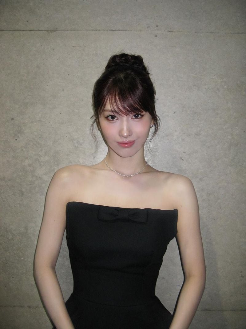 “오늘의 순간”…모모, 깊어진 여름 밤→우아함 절정 / 걸그룹 트와이스 모모 인스타그램