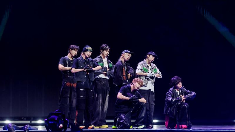 “킥플립, 마카오 뒤흔든 슈퍼 루키”…‘2025 TIMA’ 관중 열광→K팝의 돌풍 예고 / TIMA