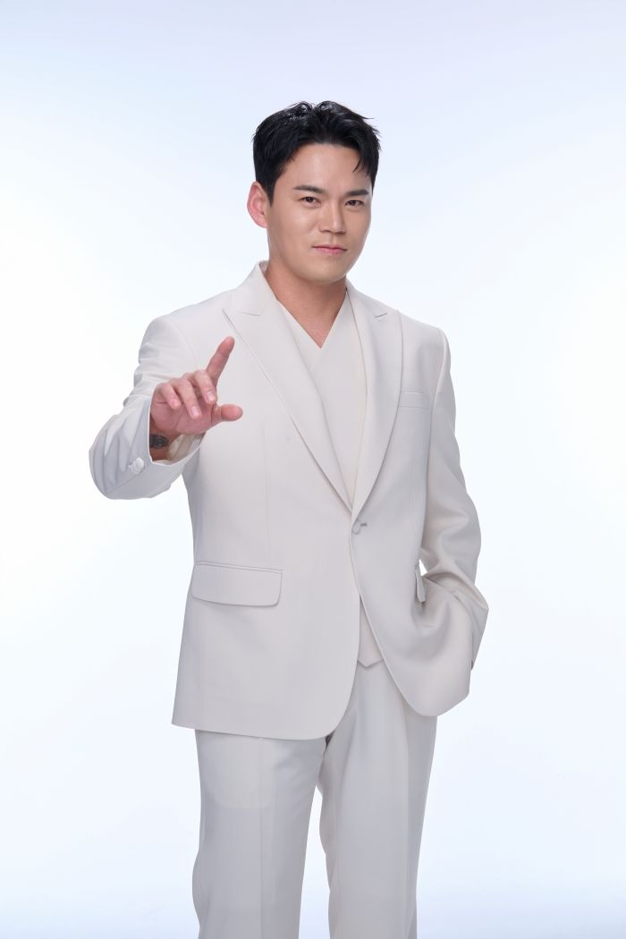 “신장암 이겨낸 새 이름”…천록담, ‘내 멋대로’에서 트롯 인생→제주 일상까지 / 소속사