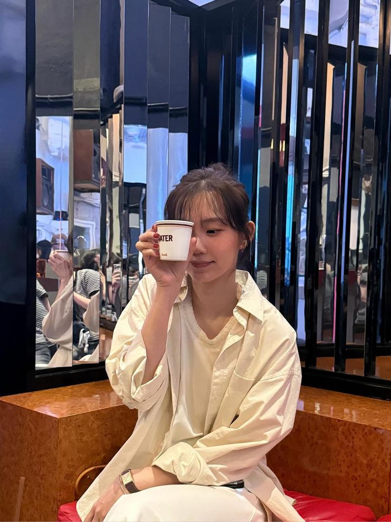 배우 신현빈 인스타그램