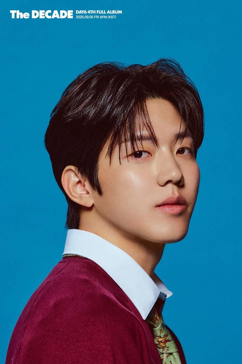“DAY6 원필·도운, 청량한 매력으로 시선 집중”→‘The DECADE’ 티저 포토 공개에 팬심 폭발 / JYP엔터테인먼트