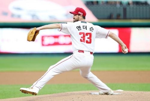 “139이닝 200탈삼진 신기록”…앤더슨, KBO 최소 이닝 대기록 수립 / 연합뉴스