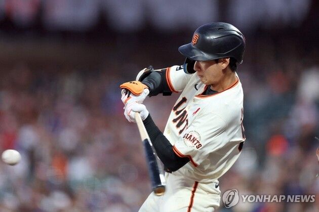 “시즌 30번째 2루타”…이정후, 추신수 이어 MLB 두 번째 대기록 / 연합뉴스
