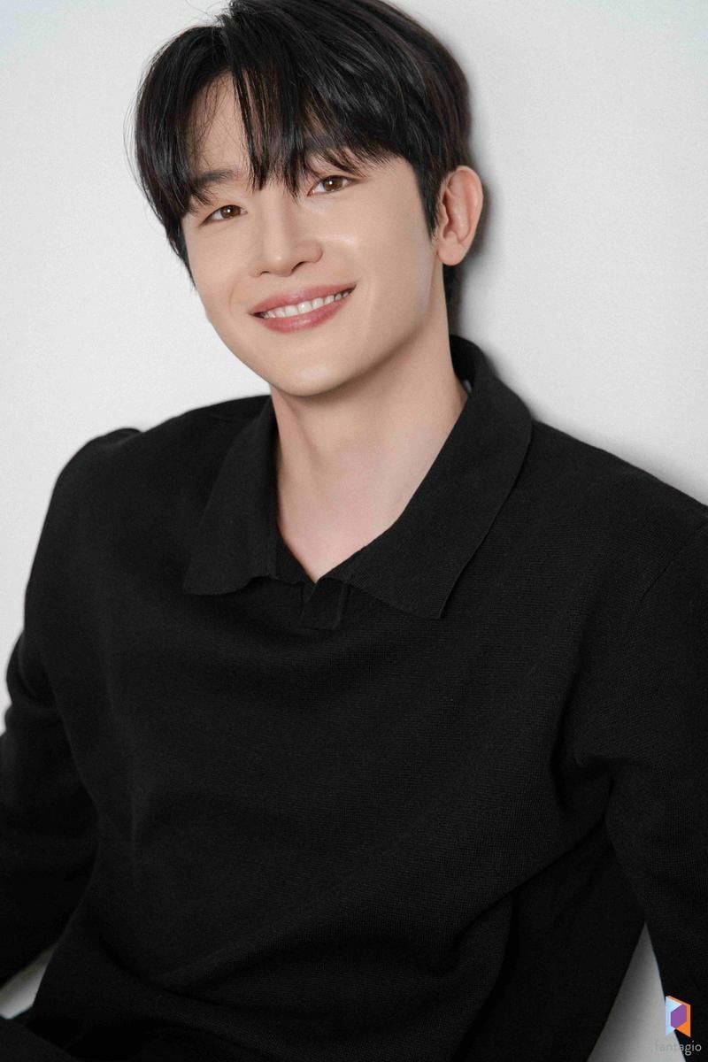 “냉철함 속 야망 폭발”…이제연, ‘에스콰이어’서 새로운 변호사 도전→이진욱과 대립 각 / 판타지오