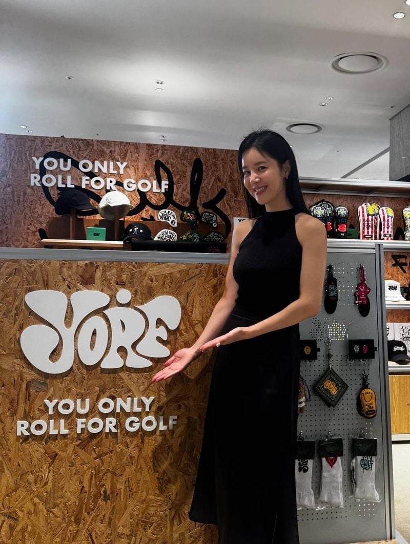 배우 손성윤 인스타그램